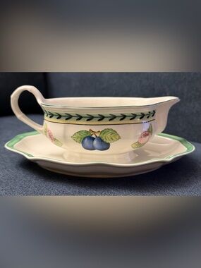 Villeroy & Boch French Garden Fleurence Gravy Boat and Underplate